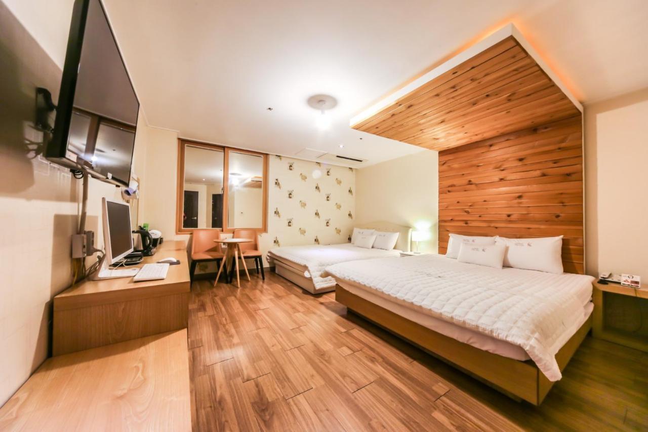 Gimhae Business Hotel K Exterior photo